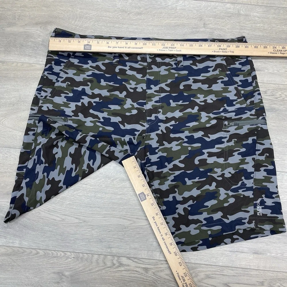 Eddie Bauer Flexion Amphib Camo Shorts Men's Sz 42 Outdoor